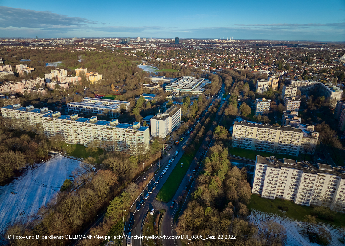 22.12.2022 - Plettzentrum - Rentenversicherung - Ständlerstraße in Neuperlach